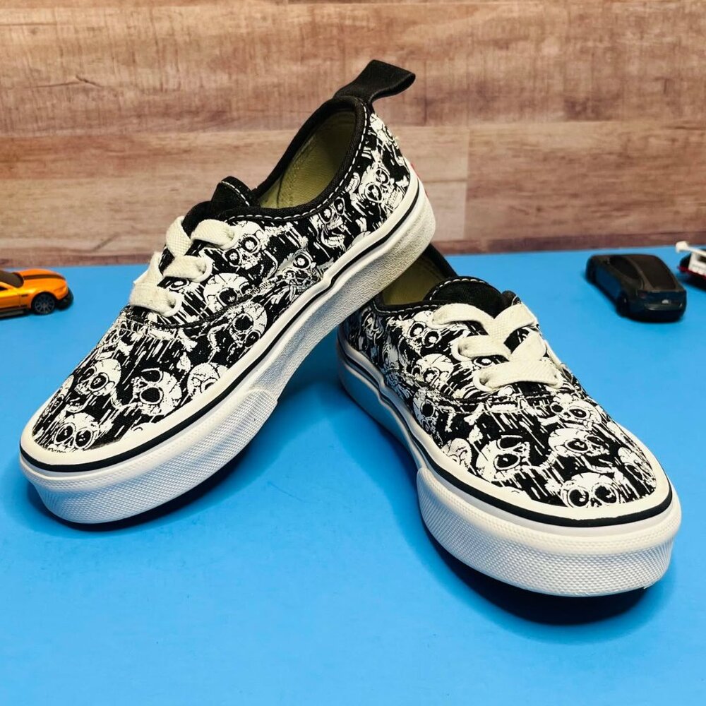 Skeleton Authentic Shoe Vans